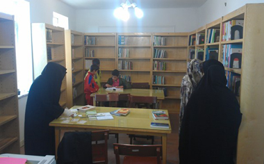کتابخانه روستای هیزج تبدیل به یک کتابخانه فعال شده است