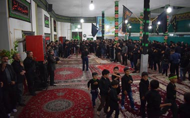 گزارش تصویری از مراسم عزاداری شب تاسوعای حسینی در شهر قهاوند